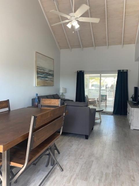 Grace Bay Place Ξενοδοχείο Εξωτερικό φωτογραφία