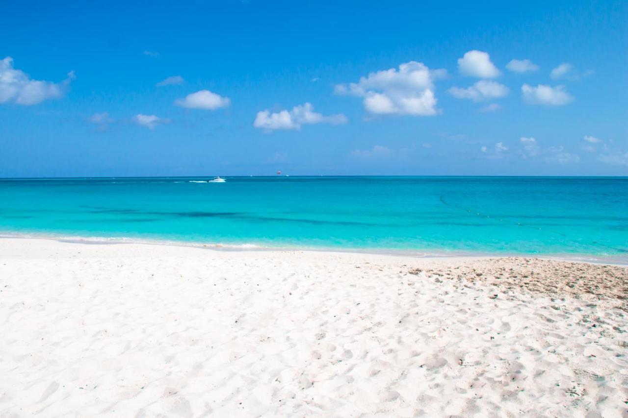 Grace Bay Place Ξενοδοχείο Εξωτερικό φωτογραφία