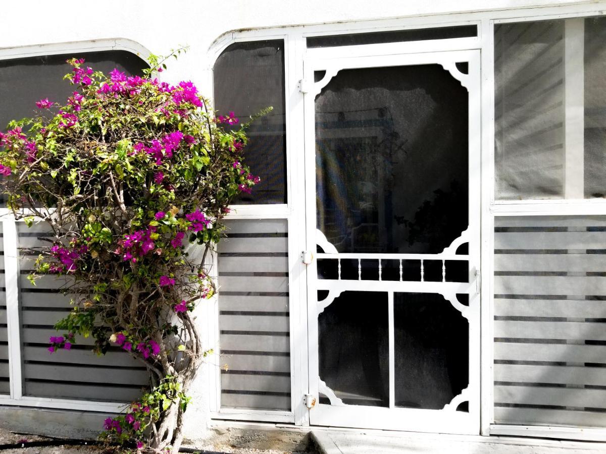 Grace Bay Place Ξενοδοχείο Εξωτερικό φωτογραφία